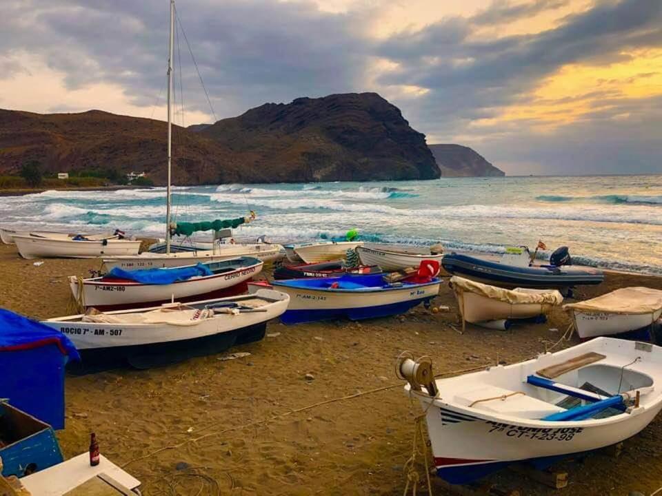 Zaratustra. Rodalquilar Centro. Gran Terra. Wifi Luaran gambar